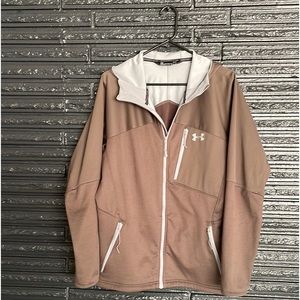 Under Armour, cold gear, reactor men’s jacket-gray lining trim detail.  Large